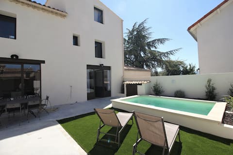 Beautiful 150 m2 house in a quiet area, air-conditioned, swimming pool