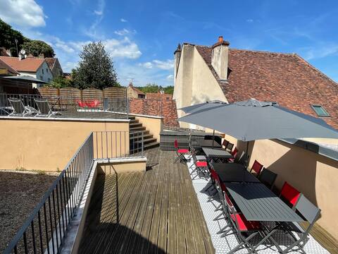 Maison 7 pers + 2 apparts 4 pers