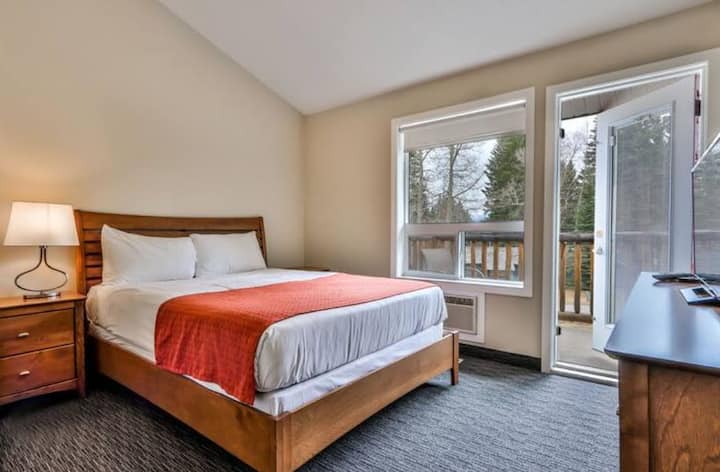 Dhomë gjumi 2 me ballkon 