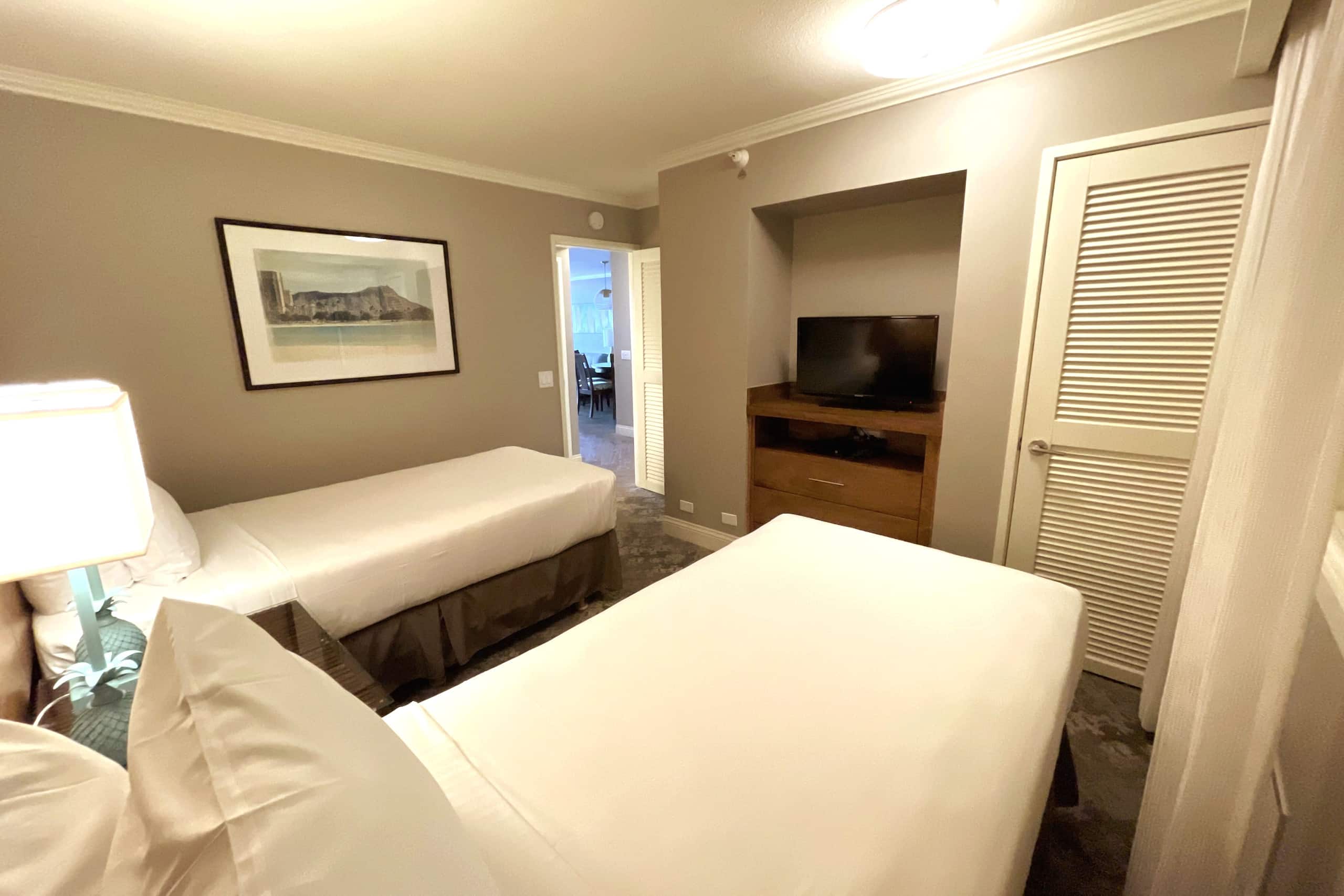 Hotel in Honolulu · ★4.93 · 2 bedrooms · 3 beds · 2 private baths - Image 12