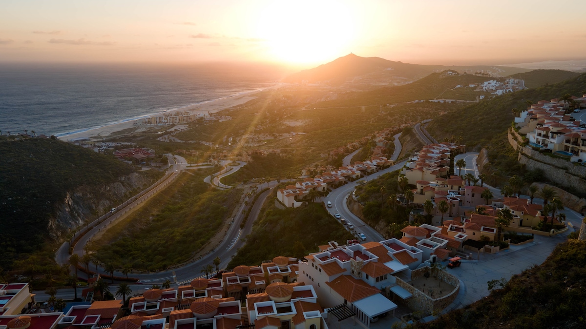 Villa Ocaso-Entire Villa in Montecristo Estates!