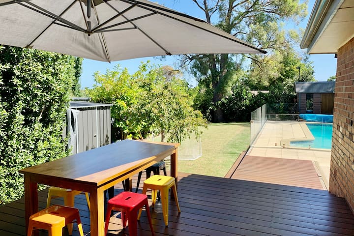 ‘Orange House’. Leafy backyard with pool gallery image 2