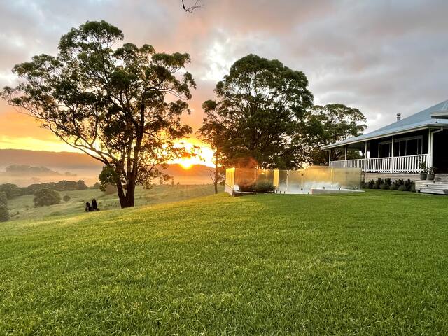 Luxury Farmstay gallery image 2