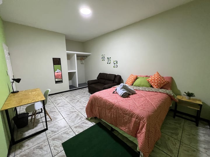 Private City Bedroom LaEscalon+AC+WIFI Apartments for Rent in San