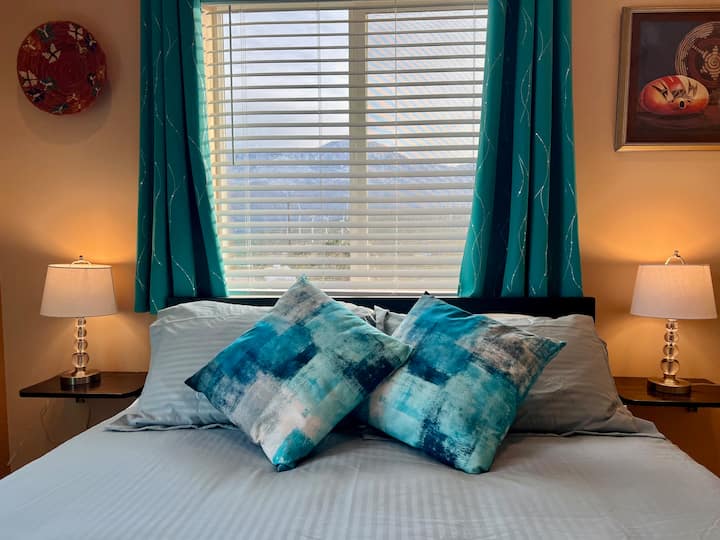 North Palm Springs Vacation Rentals & Homes California, United States