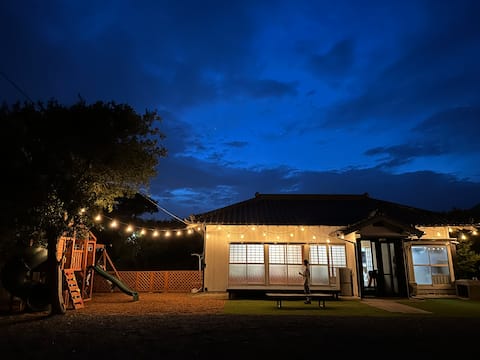 Traditional House | Beach Walk | BBQ | 9 Guests