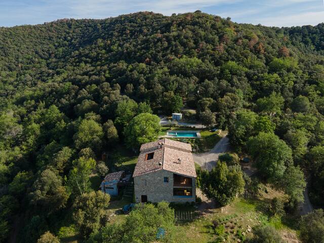 Arc de Can Puig Luxury home in Sant Ferriol-Besalú gallery image 4