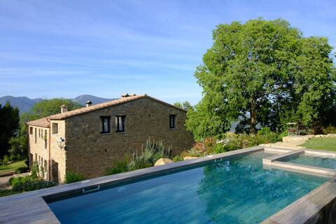 Arc de Can Puig Luxury home in Sant Ferriol-Besalú