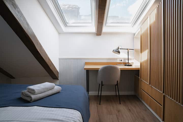 على الرغم من أن غرفة النوم 4 هي الأصغر، إلا أن تنظيمها الفعال يضمن أنها توفر نفس الميزات مثل الآخرين