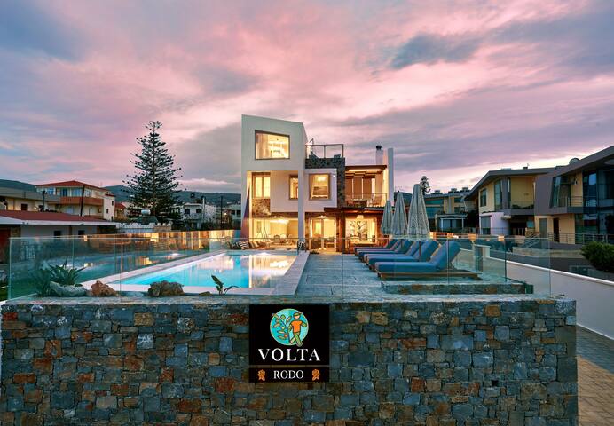 Volta Rodo Seafront Villa with Heated private pool gallery image 2