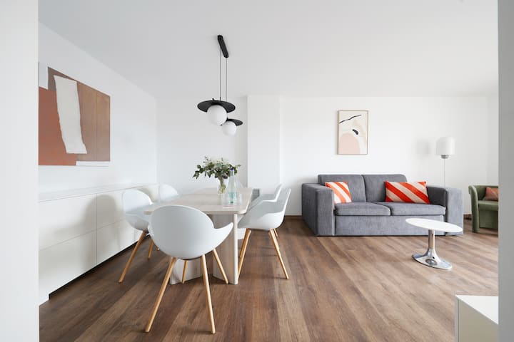 Numa | 2 Bedroom Apartment With Balcony & Sofa Bed - Barcelona