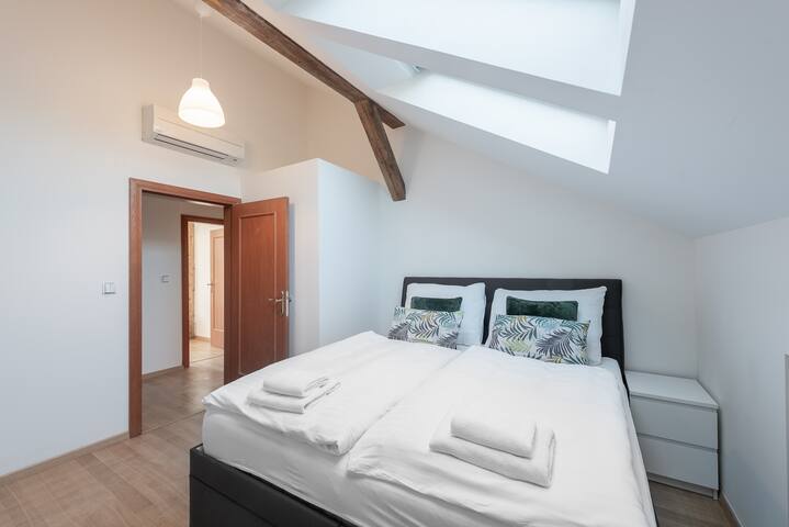 Jasmine Apartment gallery image 2