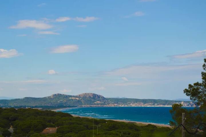 House with panoramic sea view and pool in Begur gallery image 4