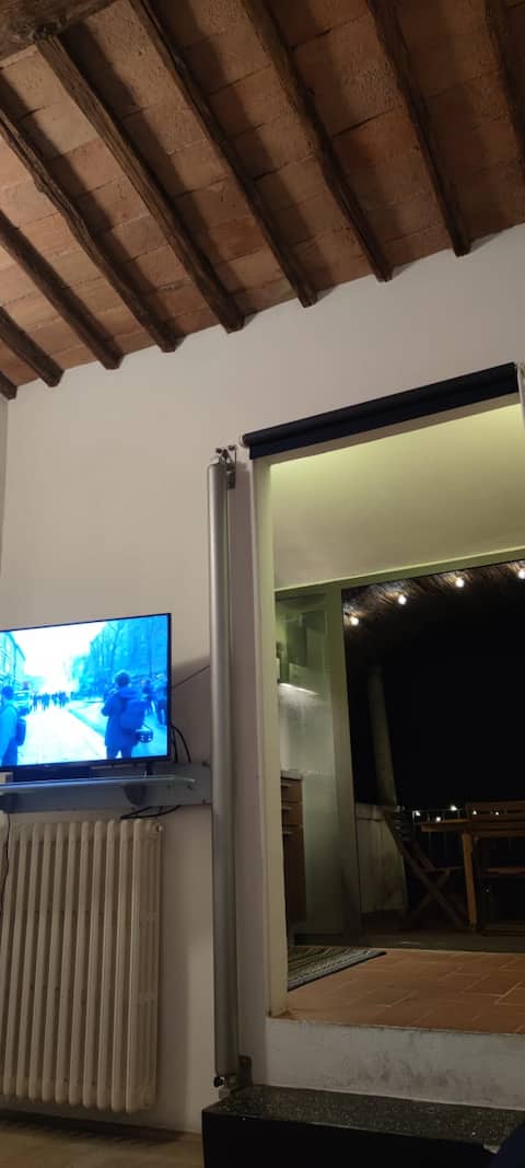 Top Airbnb: A terrace in the historic center a Siena