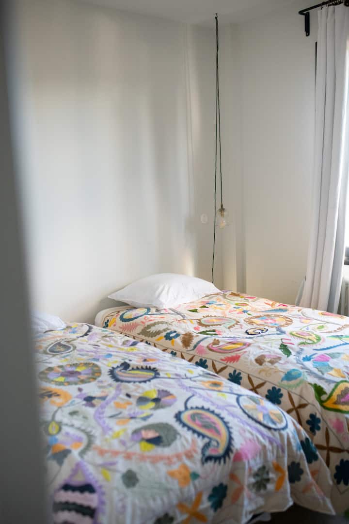 Spálňa podkrovia 2 s 2 samostatnými lôžkami