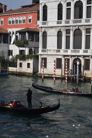 Querini Palace, fascinating view on Grand Canal gallery image 2