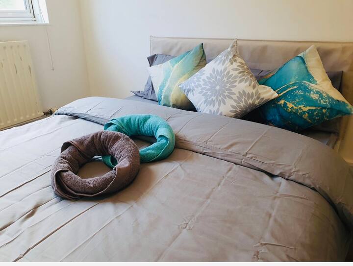 (A) Super Large Room near Tower Bridge Apartments for Rent in Greater London, England, United