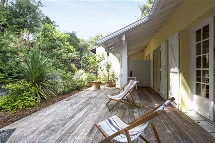 Agence PETIT managed Airbnb listing 3