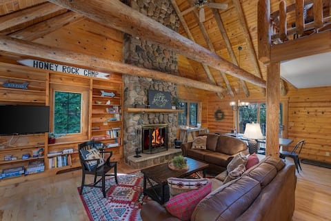 Three Lakes Chain Lakefront Cabin