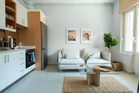 Designed & Modern 2BR Flat In Center Of Buyukada