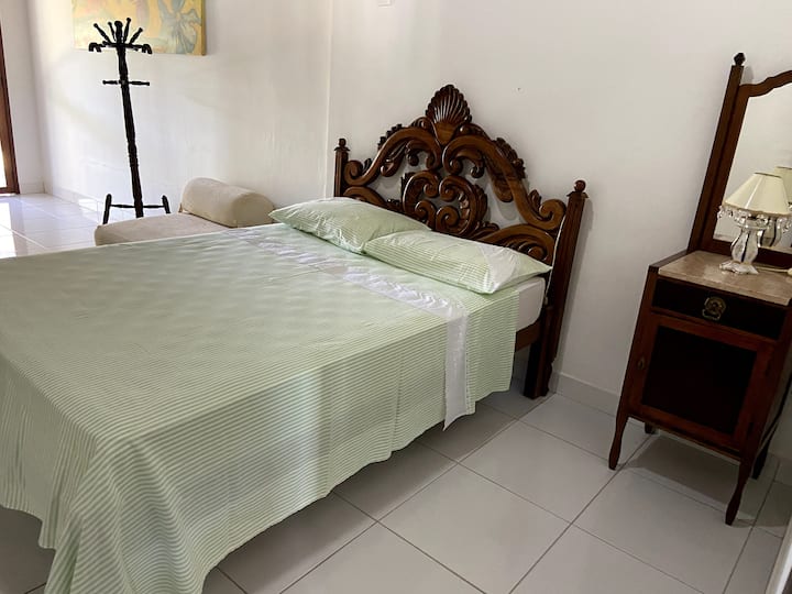 Dhomë gjumi 2