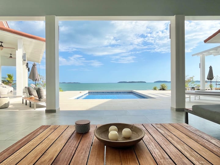 On the Beach Villa in Boca Chica!