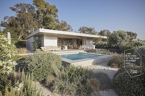 Modern oasis minutes from beach and Comporta