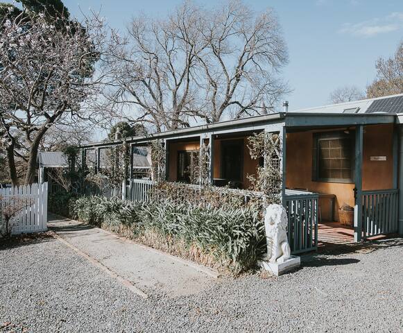 Overnewton Castle – The Stables gallery image 2