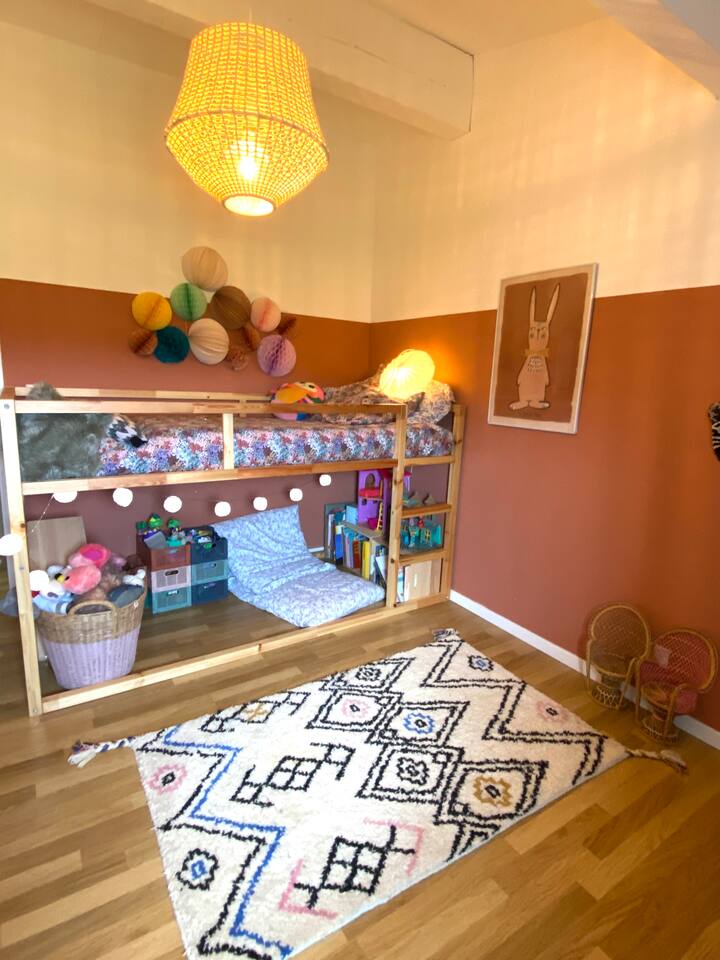 საძინებელი 2