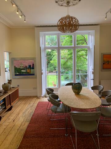 Home for Art Lovers set in Garden gallery image 5