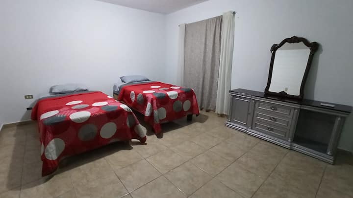 საძინებელი 4