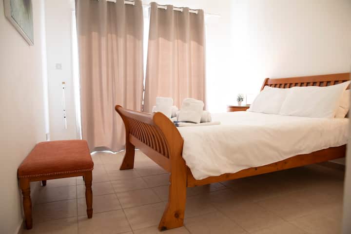 საძინებელი 1