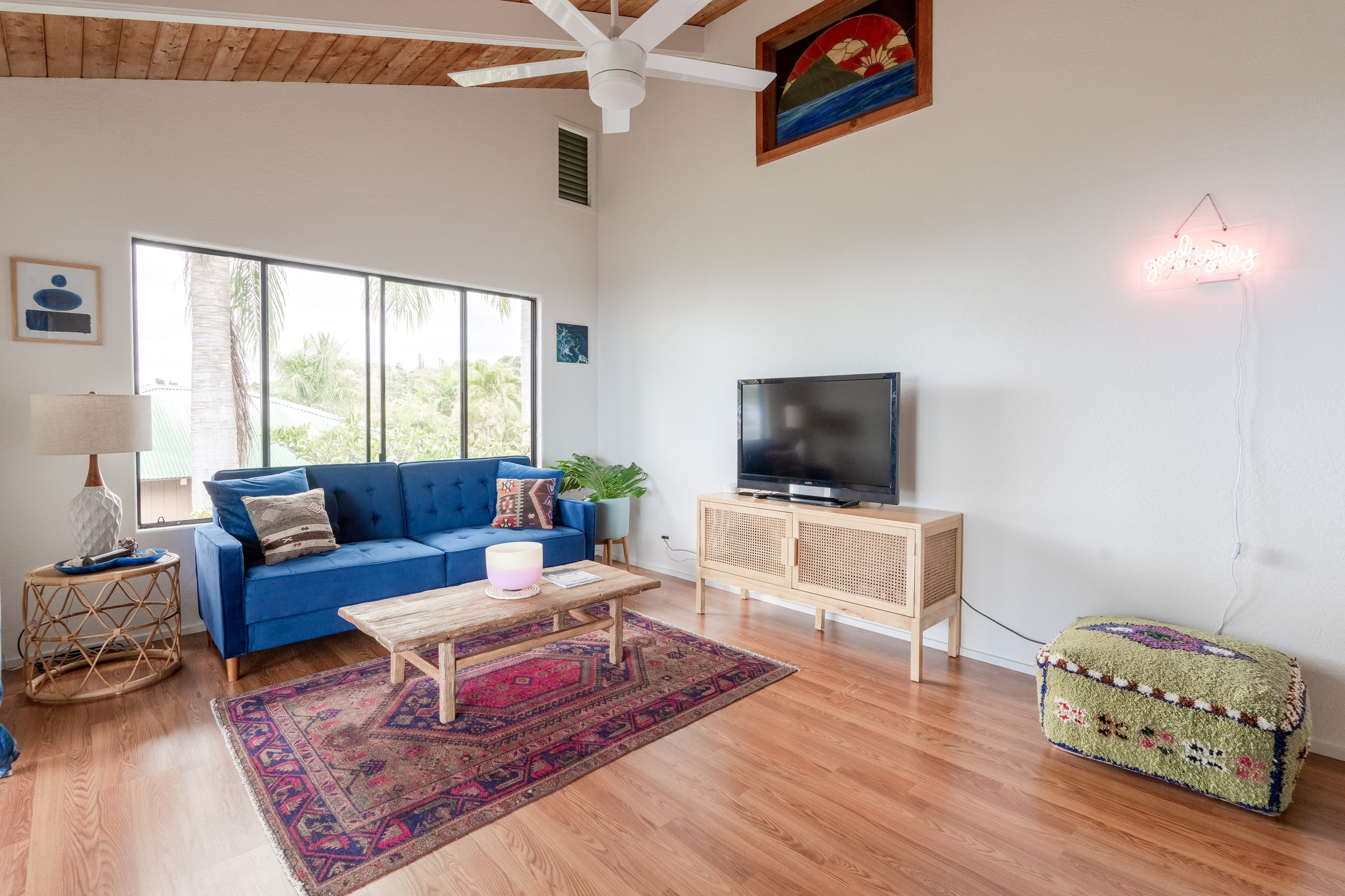 Professional Design  Ocean View  Private Apartment - Image 8