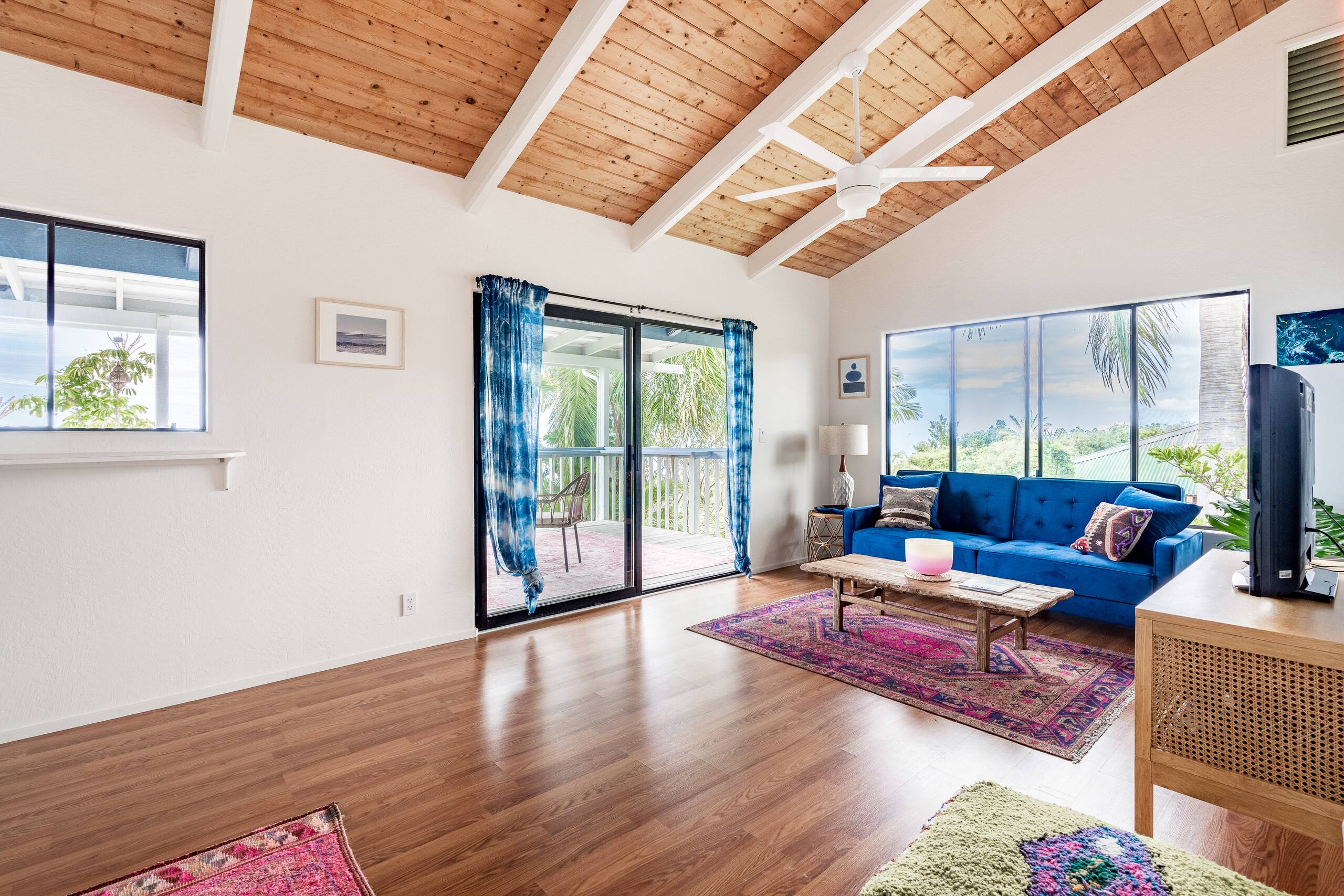 Professional Design  Ocean View  Private Apartment - Image 9