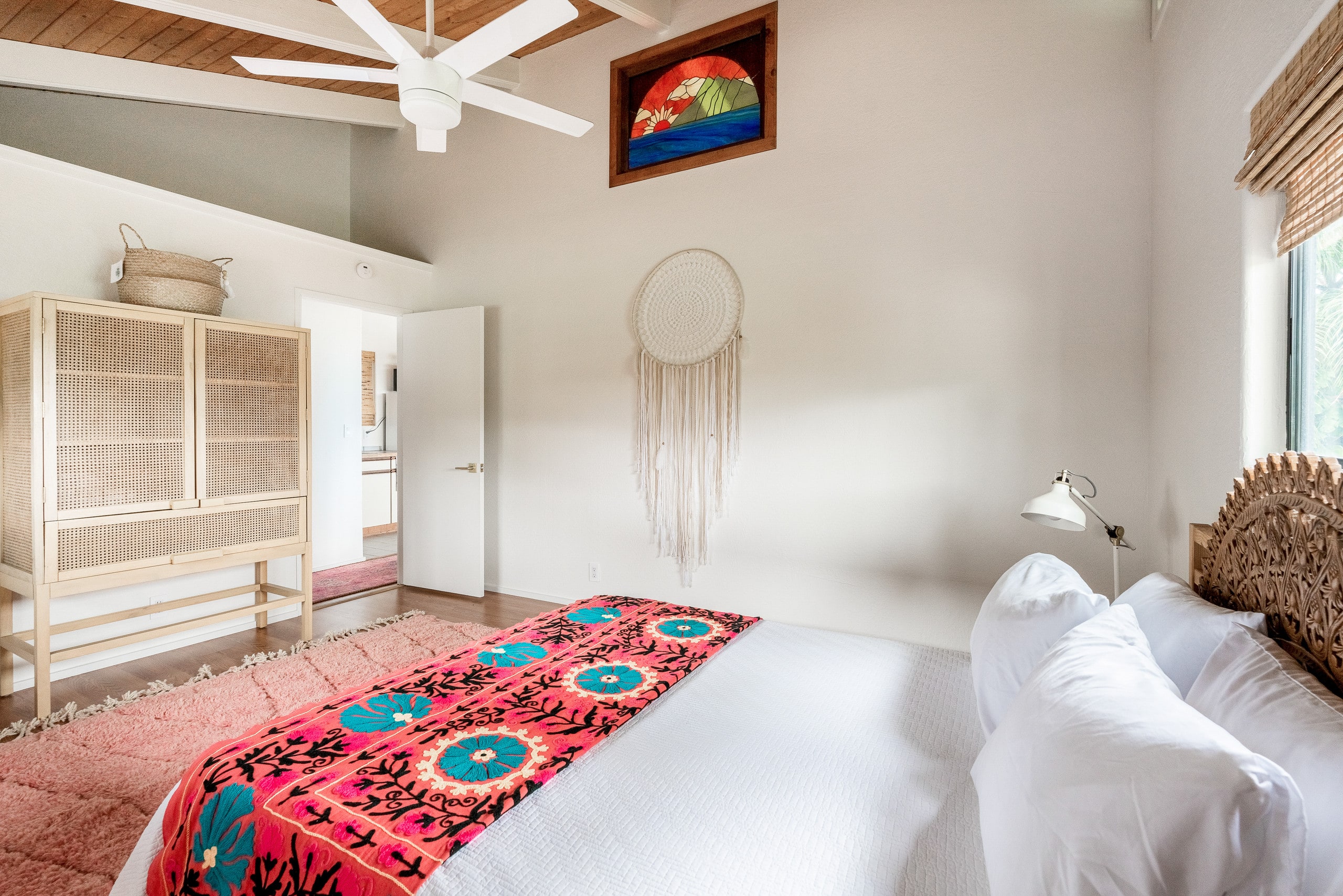 Professional Design  Ocean View  Private Apartment - Image 18