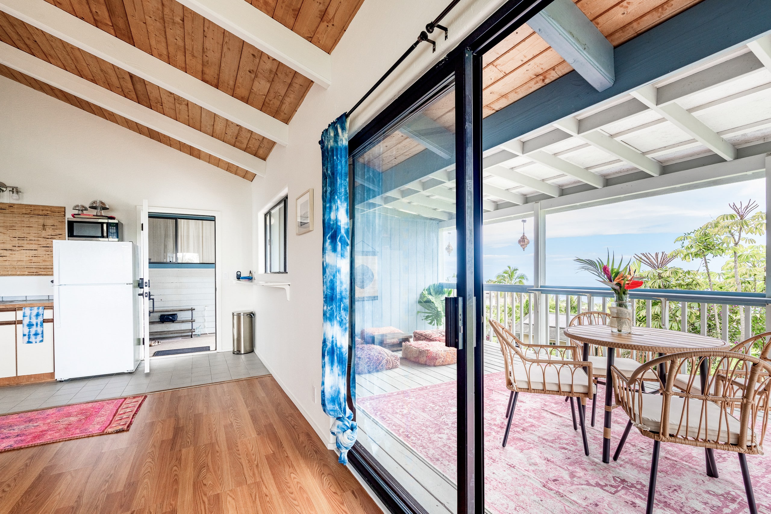 Professional Design  Ocean View  Private Apartment - Image 45