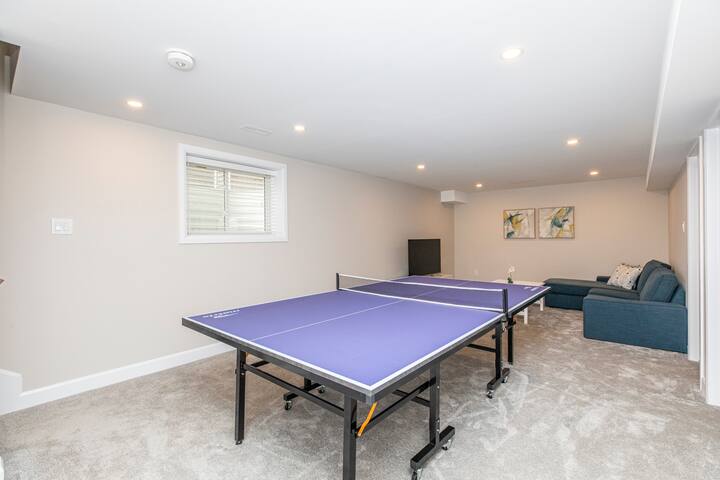 Immense Brand New Home 7min to airport-15min to DT gallery image 3