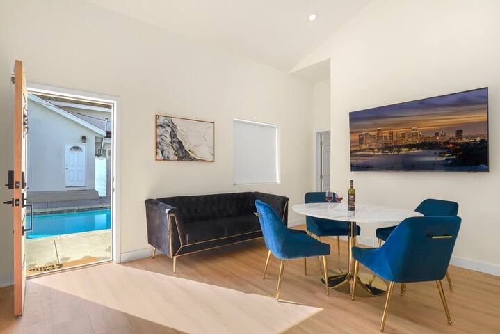 *LUXE Guesthome w/Pool & Spa | Near LAX & Sofi