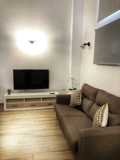 Propiedad de Airbnb exitosa: Brand new apartment 5 minutes from Sardinero beach en Santander