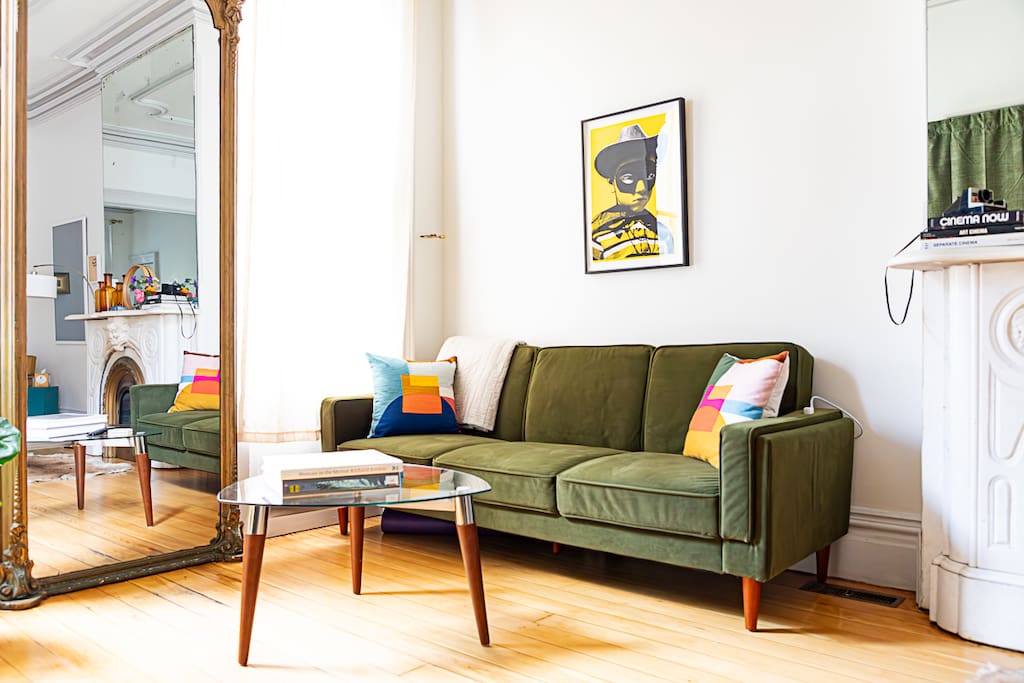 Airbnb Stunning Guest Suite in Historic 1874 Row House
