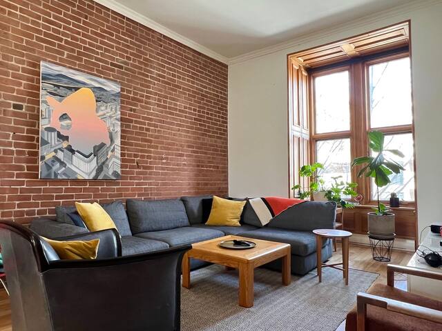 Magnifique appartement dans triplex victorien gallery image 3