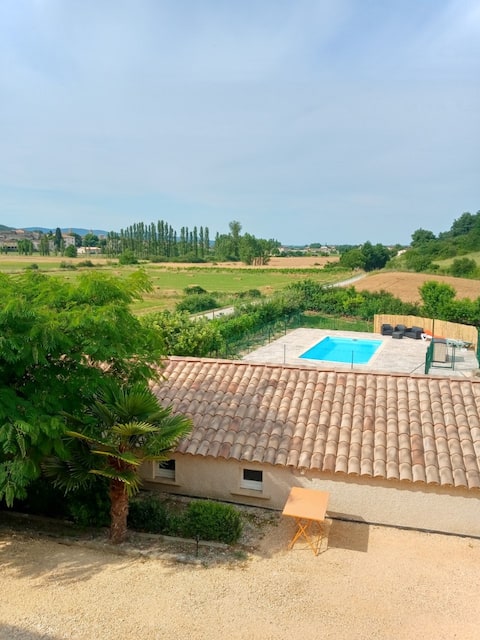 Charming farmhouse, private pool