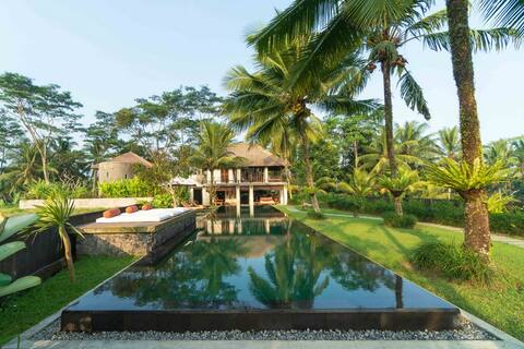 UB5001 - Tranquility 5 Bedroom Villa Ubud