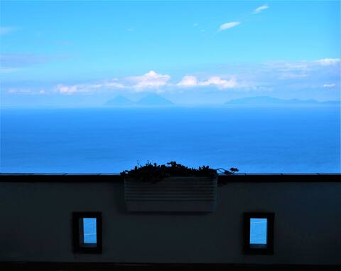 Home of Calliope - Panoramic villa with sea views