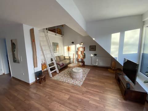 Top performing Airbnb: Delightful attic apartment in Ludwigshafen Am Rhein