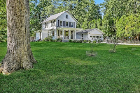Vintage Farmhouse in the heart of Hudson Valley