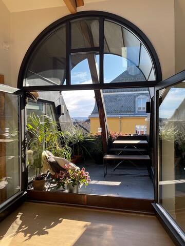 Spacious loft next to the park gallery image 2