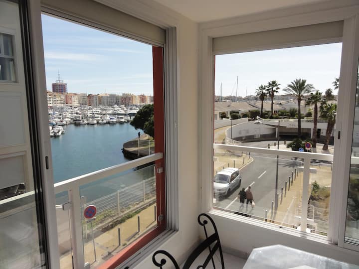 Hypercentre Du Cap D'agde, Vues Port, 2 Chambres. - Agde