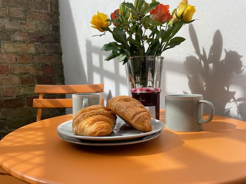 Successful Airbnb property: Cheltenham Hideaway in Cheltenham