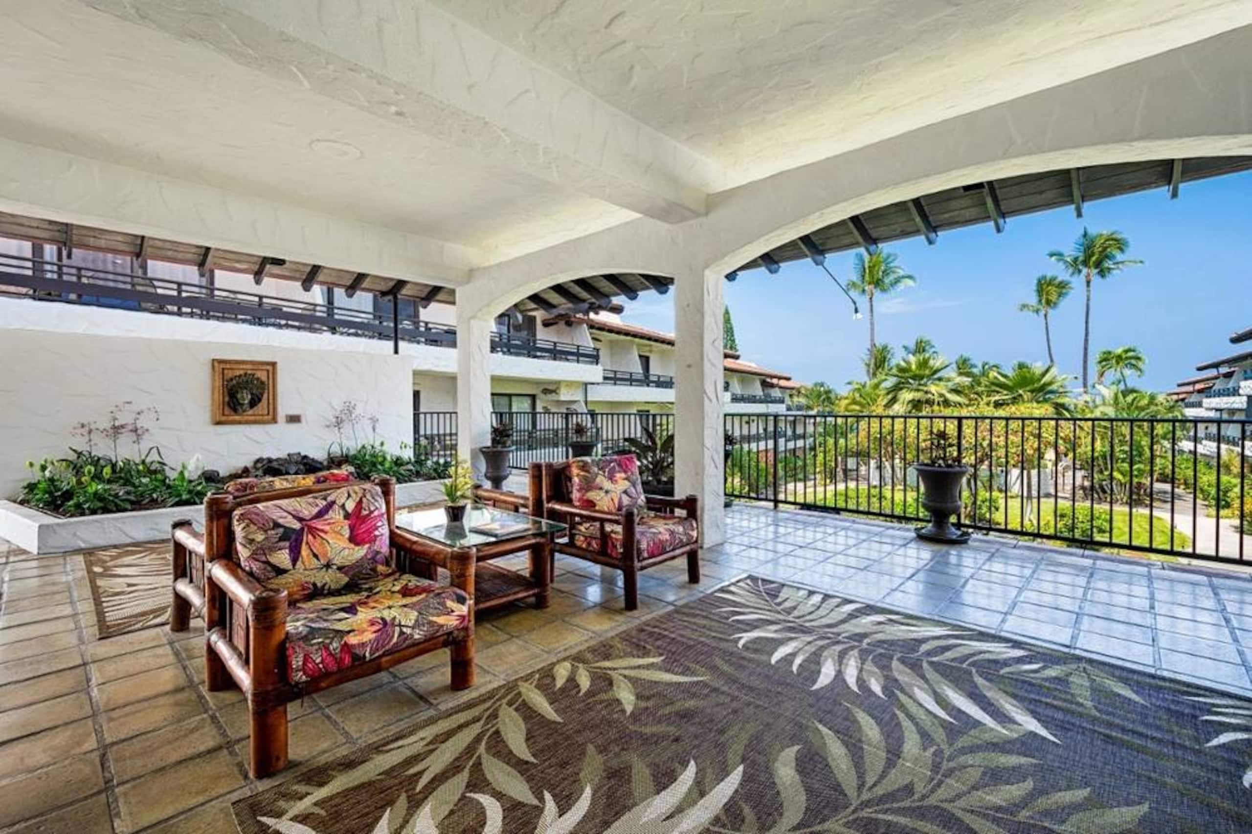10 min to Town* AC*King Bed*Oceanside Pool - Image 13